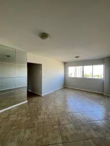 Apartamento com 3 Quartos para alugar, 81m² no Vila Cleópatra, Maringá