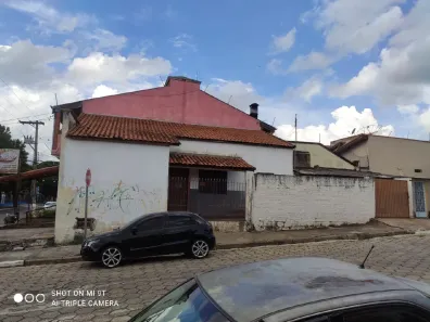 Casa com 2 Quartos à venda, 79m² no Centro, Itapetininga