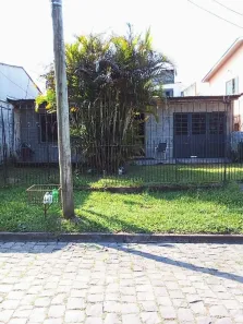 Casa com 2 Quartos à venda, 150m² no Vila Nova, Porto Alegre