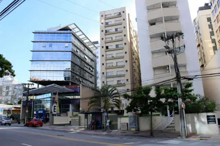 Apartamento com 2 Quartos para alugar, 80m² no Centro, Florianópolis