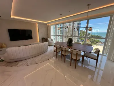 Apartamento com 4 Quartos para alugar, 157m² no Centro, Balneário Camboriú
