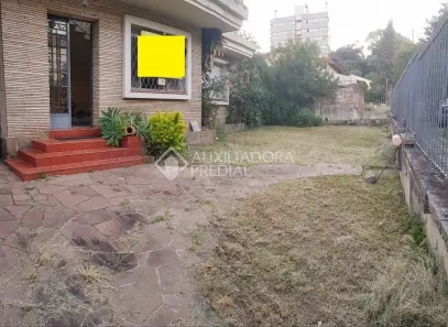 Casa com 8 Quartos à venda, 580m² no Jardim Lindóia, Porto Alegre
