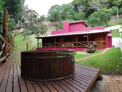 Casa de Condomínio com 3 Quartos à venda, 360m² no Centro, Santo Antônio do Pinhal