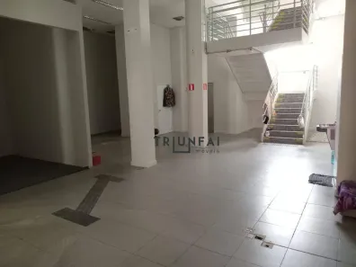 Ponto Comercial para alugar, 861m² no Vila Aeroporto, Campinas