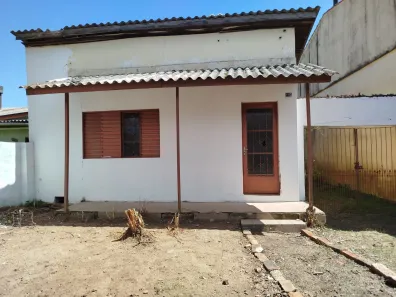 Casa com 1 Quarto à venda, 58m² no Guarujá, Porto Alegre
