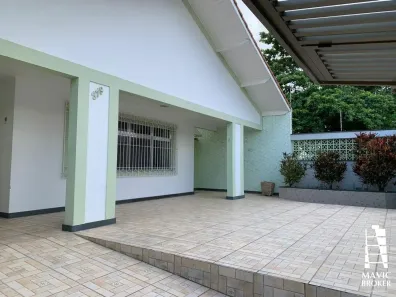 Casa com 3 Quartos para alugar, 192m² no Balneário Arpoador 2, Peruíbe