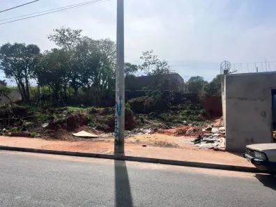 Lote/Terreno à venda, 314m² no Jardim Aeroporto, Bauru