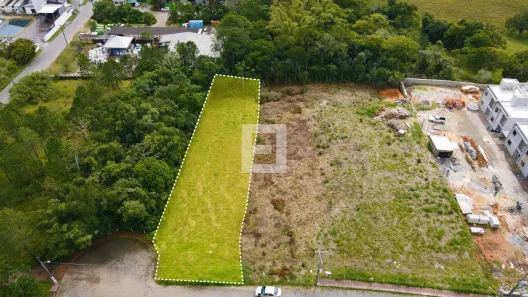 Lote/Terreno à venda, 1060m² no Forquilhas, São José