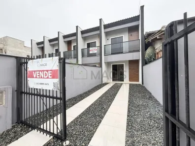 Sobrado com 3 Quartos à venda, 88m² no Aventureiro, Joinville