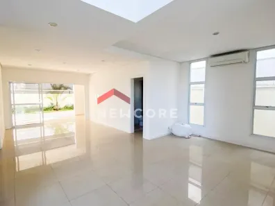 Casa de Condomínio com 3 Quartos à venda, 300m² no Bairro da Vossoroca, Sorocaba
