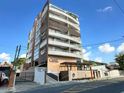 Apartamento com 3 Quartos para alugar, 103m² no América, Joinville