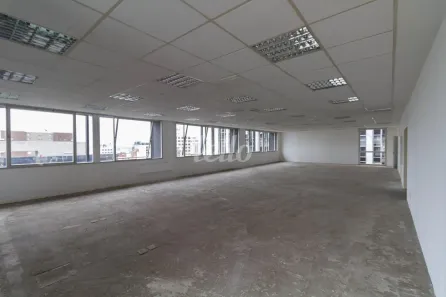 Sala Comercial para alugar, 400m² no Bela Vista, São Paulo