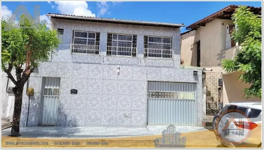 Casa com 5 Quartos à venda, 250m² no Conjunto Ceará I, Fortaleza