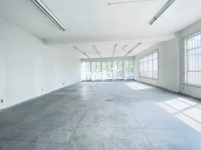 Ponto Comercial à venda, 600m² no Vila Mathias, Santos