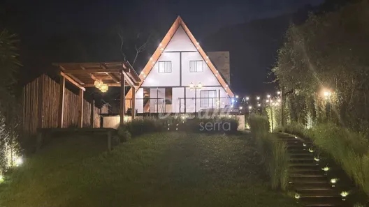 Casa de Condomínio com 3 Quartos à venda, 140m² no Fazenda Alpina, Teresópolis