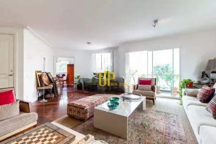 Apartamento com 3 Quartos à venda, 210m² no Moema, São Paulo