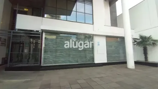 Sala Comercial para alugar, 850m² no São Pelegrino, Caxias do Sul
