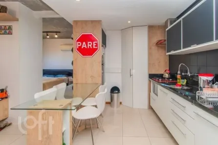 Apartamento com 1 Quarto à venda, 42m² no Três Figueiras, Porto Alegre