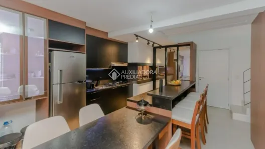 Apartamento com 2 Quartos à venda, 103m² no Chácara das Pedras, Porto Alegre
