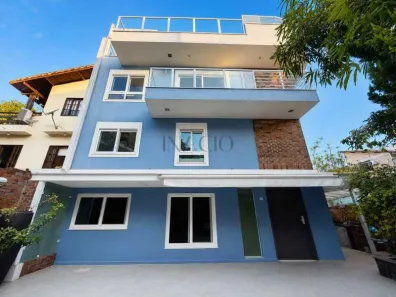 Casa de Condomínio com 5 Quartos para venda ou aluguel, 280m² no Barra da Tijuca, Rio de Janeiro
