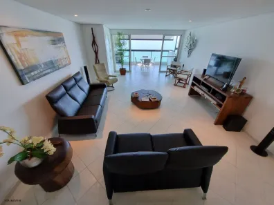 Apartamento com 3 Quartos à venda, 184m² no Pitangueiras, Guarujá