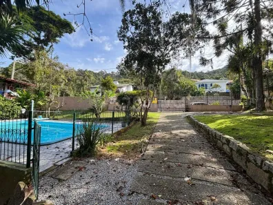 Lote/Terreno à venda, 817m² no Trindade, Florianópolis