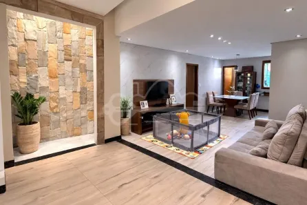 Casa com 3 Quartos à venda, 206m² no Serrano, Belo Horizonte