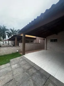 Casa de Condomínio com 3 Quartos para alugar, 10m² no Liberdade, Resende
