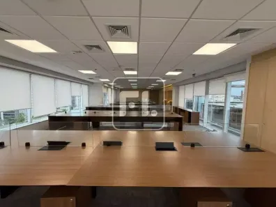 Sala Comercial para alugar, 290m² no Cerqueira César, São Paulo