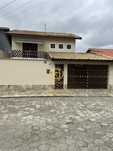 Sobrado com 3 Quartos à venda, 278m² no Jardim Santa Maria, Jacareí