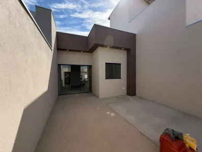 Casa com 3 Quartos à venda, 56m² no Jardim Primavera, Montes Claros
