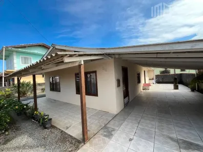 Casa com 3 Quartos à venda, 100m² no Centro, Balneário Barra do Sul