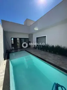 Casa com 3 Quartos à venda, 140m² no Novo Mundo, Uberlândia