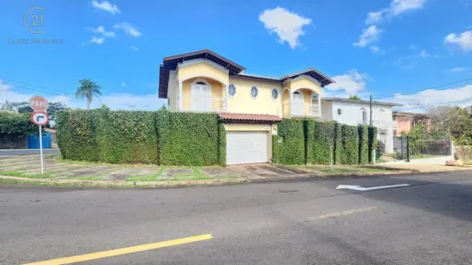 Casa com 4 Quartos para alugar, 250m² no Dom Pedro, Londrina