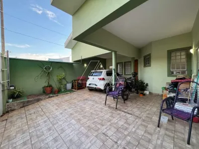 Casa com 3 Quartos à venda, 177m² no Jardim Nazareth, Marília