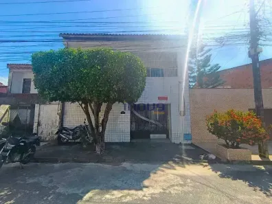 Casa com 4 Quartos à venda, 210m² no Quintino Cunha, Fortaleza
