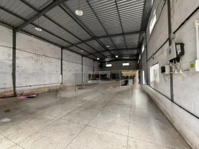 Galpão/Depósito/Armazém para alugar, 243m² no Parque Santa Cecília, Aparecida de Goiânia