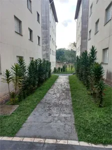 Apartamento com 2 Quartos para alugar, 54m² no Jardim da Glória, Cotia