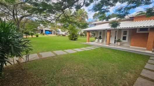 Casa com 4 Quartos à venda, 290m² no Condomínio Riviera de Santa Cristina XIII, Paranapanema
