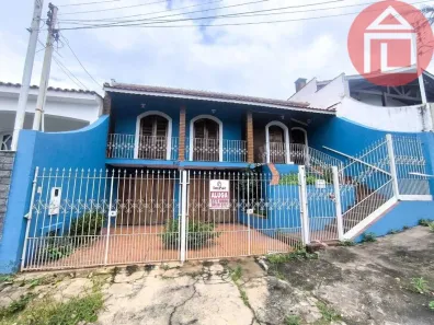 Casa com 3 Quartos para alugar, 250m² no Jardim Europa, Bragança Paulista