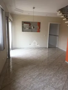 Sobrado com 4 Quartos à venda, 261m² no Parque Novo Mundo, Americana