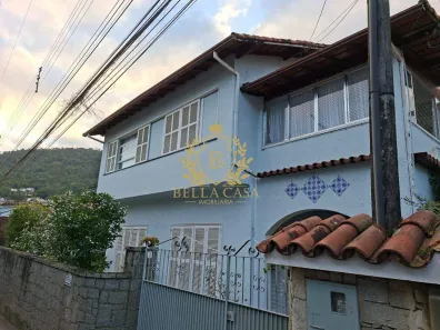 Casa com 6 Quartos à venda, 387m² no Cascatinha, Petrópolis