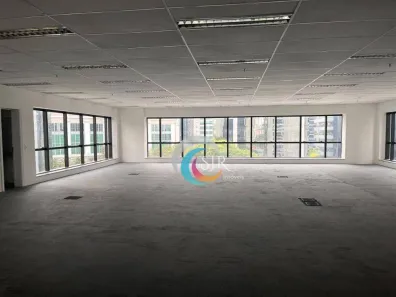 Sala Comercial à venda, 400m² no Vila Olímpia, São Paulo