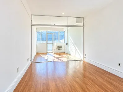 Sala Comercial à venda, 40m² no Moinhos de Vento, Porto Alegre