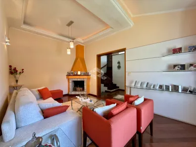 Casa com 3 Quartos à venda, 360m² no Jardim Itu, Porto Alegre
