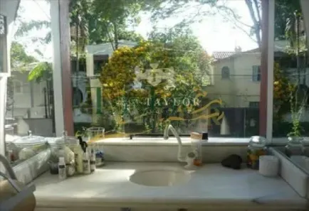 Casa com 3 Quartos para venda ou aluguel, 240m² no Jardim América, São Paulo