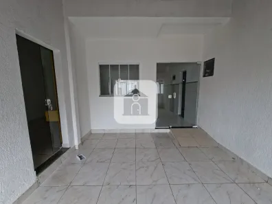Casa com 2 Quartos para alugar, 180m² no Jardim Patrícia, Uberlândia