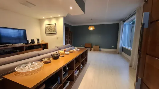 Sobrado com 4 Quartos à venda, 301m² no Jardim das Laranjeiras, São Paulo