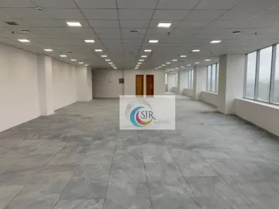 Sala Comercial para alugar, 136m² no Pinheiros, São Paulo