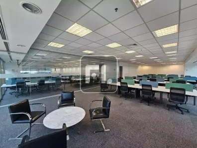 Sala Comercial para venda ou aluguel, 820m² no Vila Nova Conceição, São Paulo
